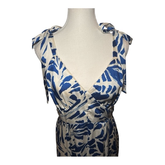 Alexis x Target Blue Botanical Tie Strap Asymmetrical Hem Dress Sz M Flowy - Picture 9 of 10